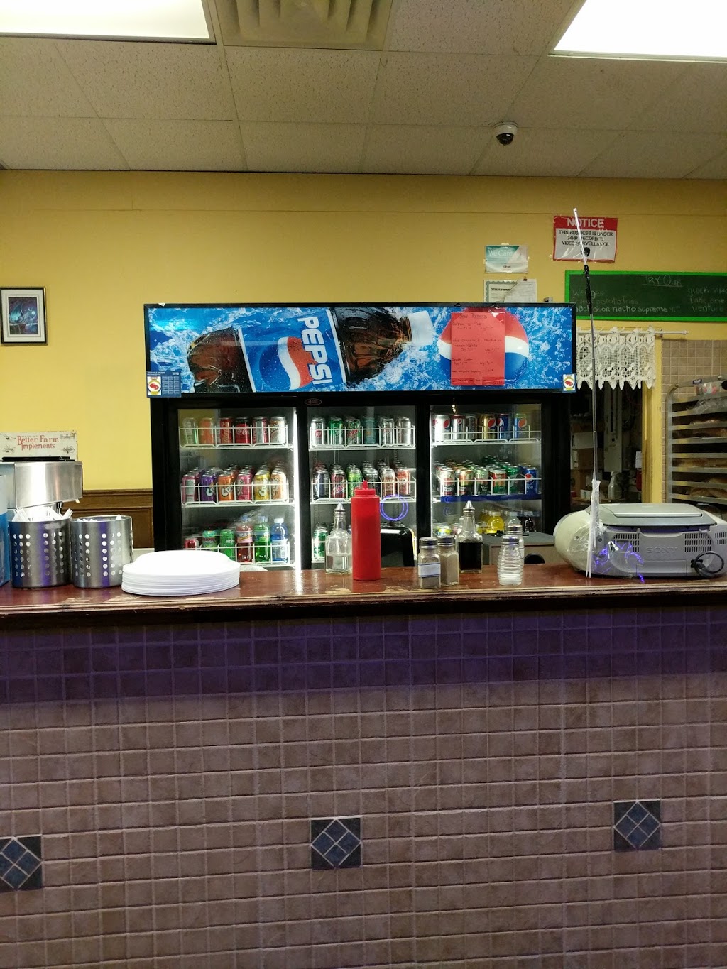 Jacquies Subventure | 137 Broad St E, Dunnville, ON N1A 1E8, Canada | Phone: (905) 774-8083