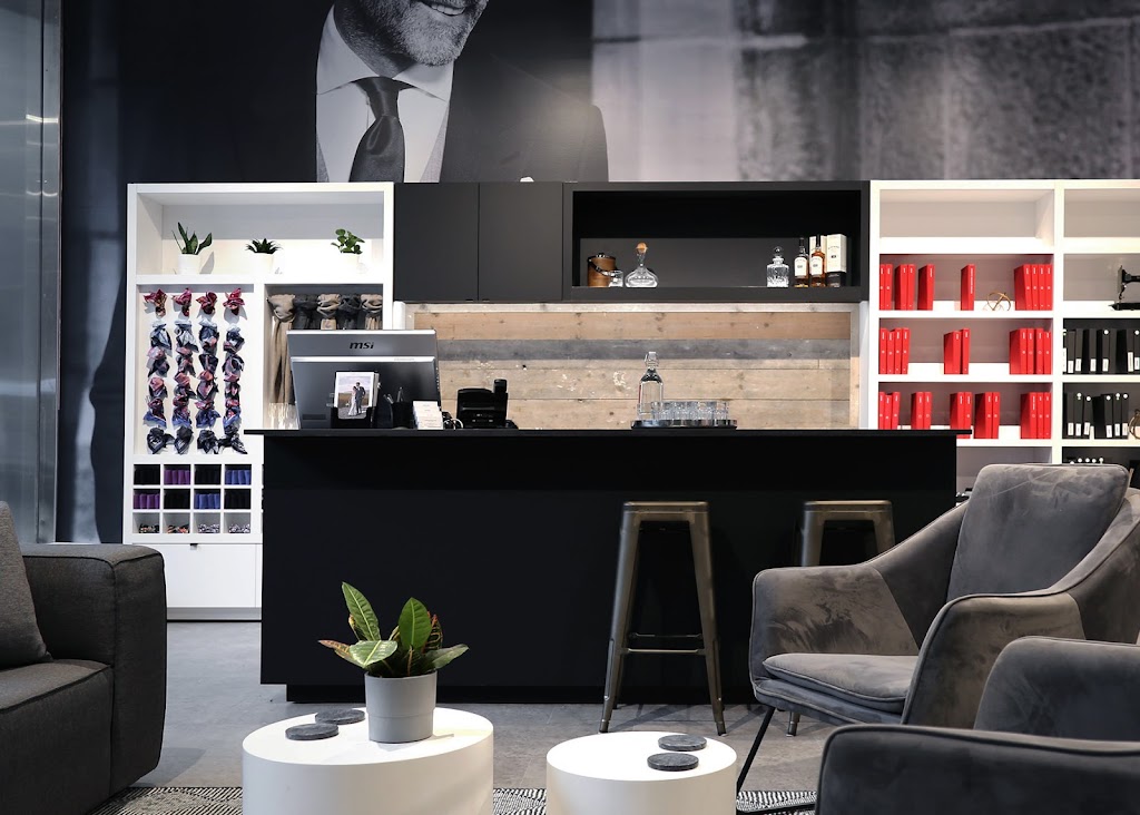 Surmesur Custom Menswear | 320 Queen St Suite 104, Ottawa, ON K1R 7Y5, Canada | Phone: (613) 233-5255