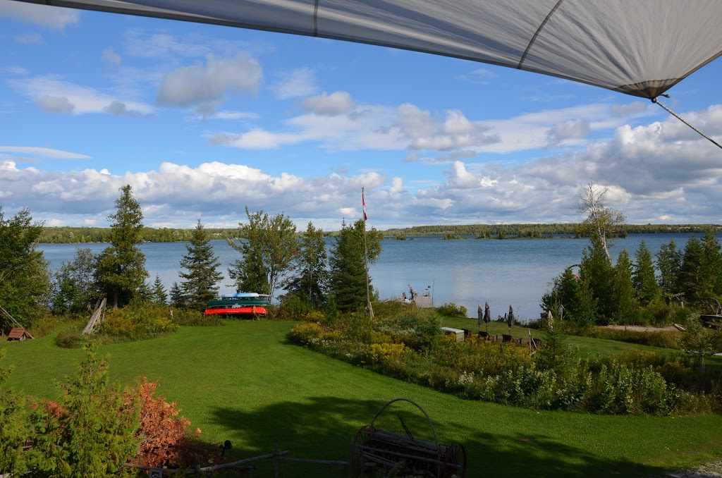 Green Bay Lodge | 322 Cosby Subdivision Rd, Mindemoya, ON P0P 1S0, Canada | Phone: (705) 368-2848