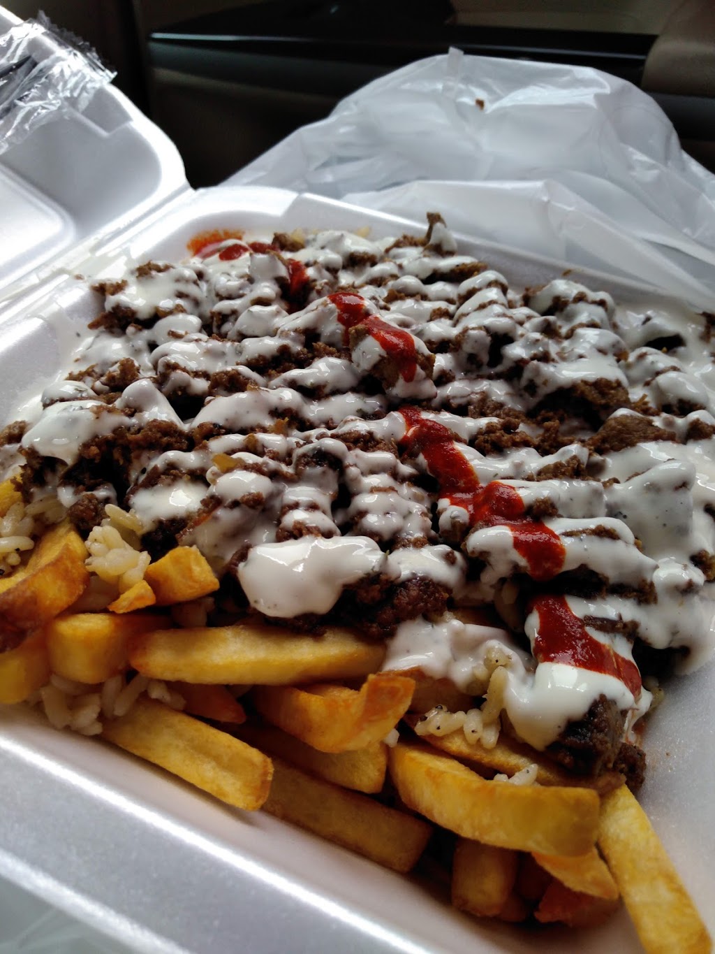 Lazeez Shawarma | 146 Lakeshore Rd W, Oakville, ON L6K 1E4, Canada | Phone: (905) 339-1444