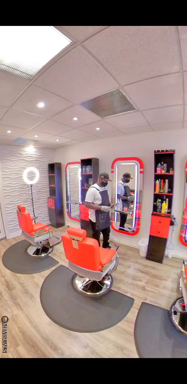 SAFARI BARBERSHOP | 945 Lakeshore Rd E, Mississauga, ON L5E 1E3, Canada | Phone: (905) 271-0999