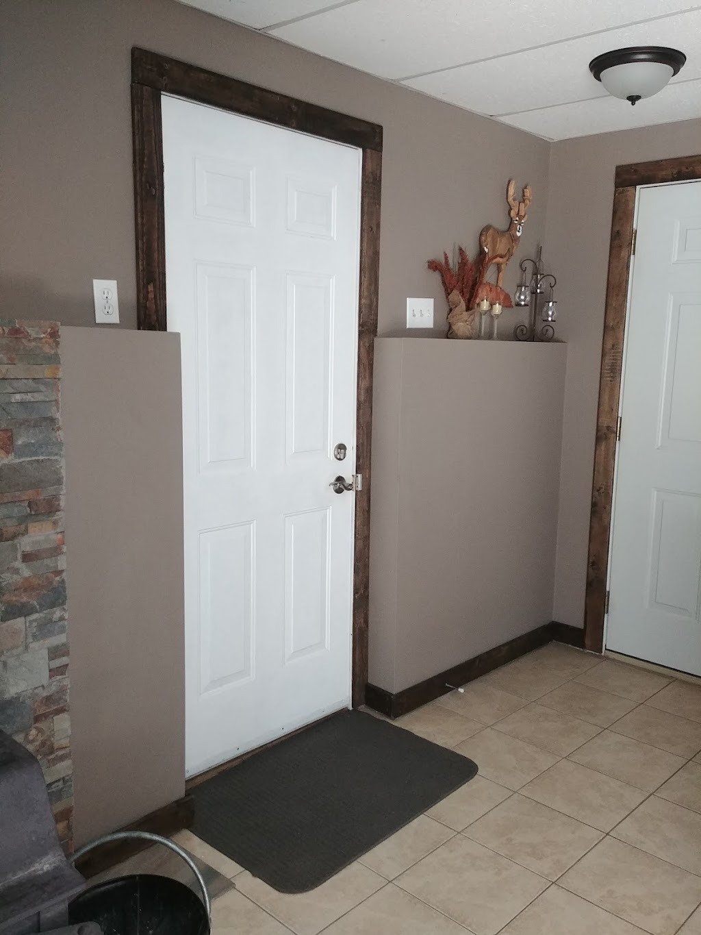 Suite in the Bush | 373 Old LAmable Rd, Bancroft, ON K0L 1C0, Canada | Phone: (613) 334-8671