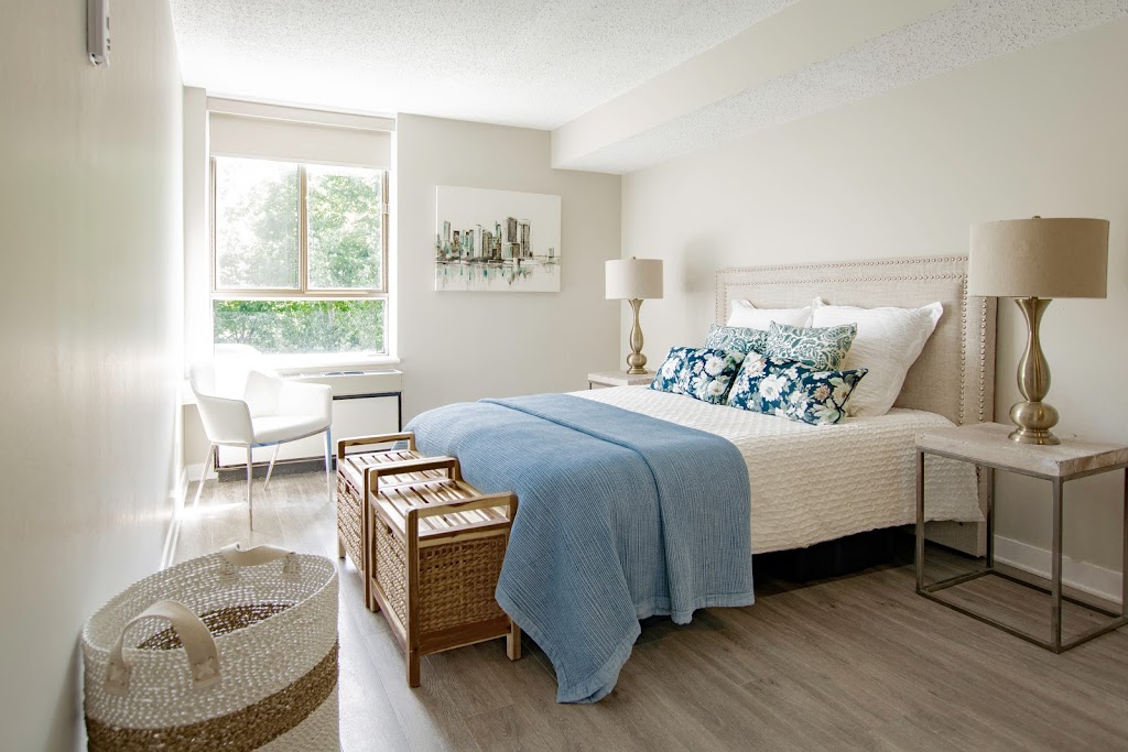 Sophia | 91 Valley Stream Dr, Nepean, ON K2H 9G8, Canada | Phone: (613) 691-6593
