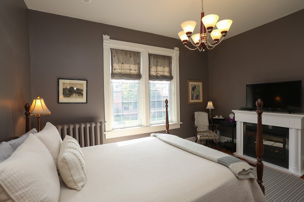 Danby House | 46 Main St E, Markdale, ON N0C 1H0, Canada | Phone: (519) 900-0399