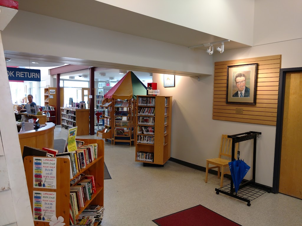 Bruce County Library - Wiarton Branch | 578 Brown St, Wiarton, ON N0H 2T0, Canada | Phone: (519) 534-2602