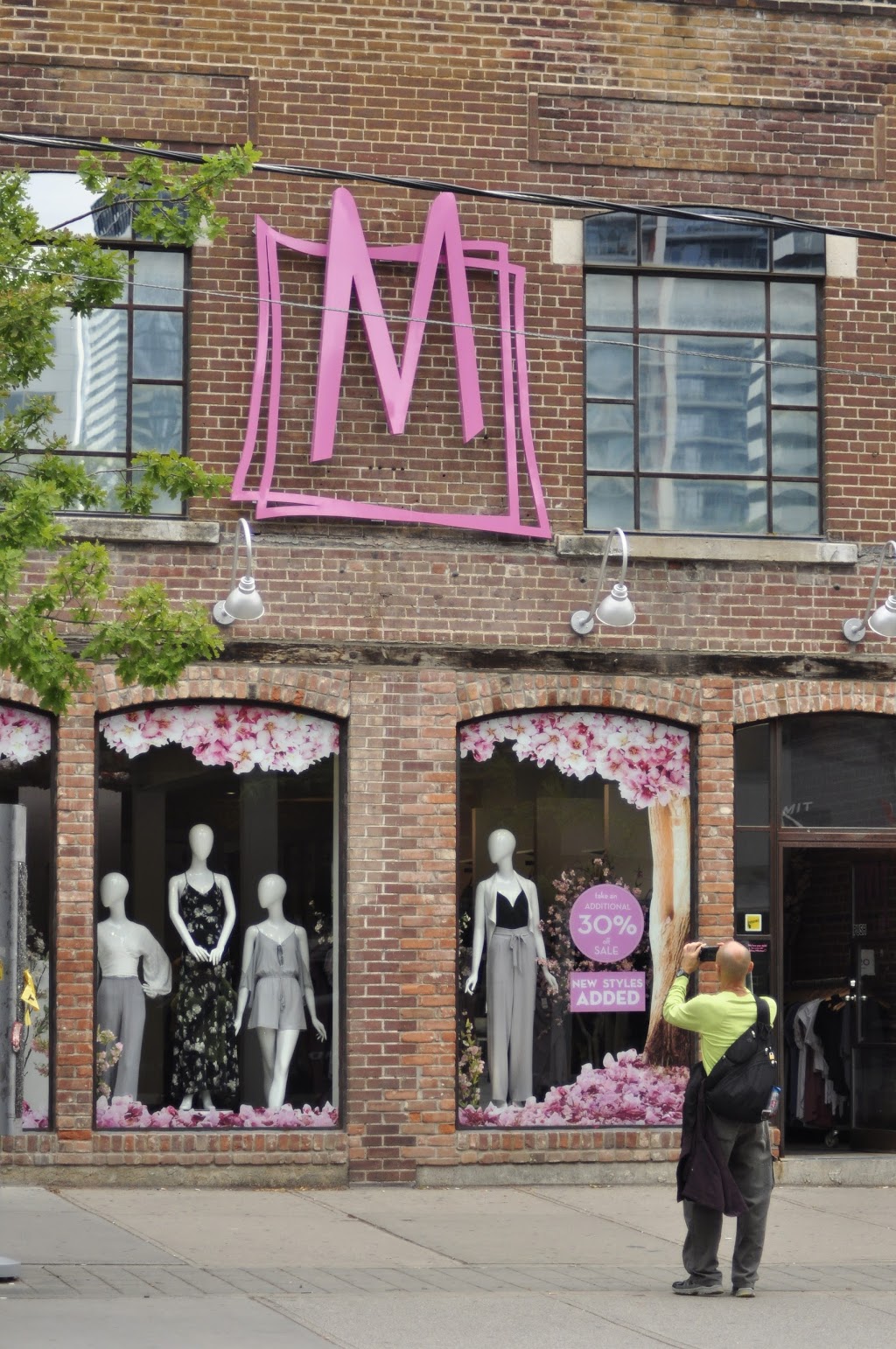 M Boutique | 294 Queen St W, Toronto, ON M5V 2A1, Canada | Phone: (416) 593-1011