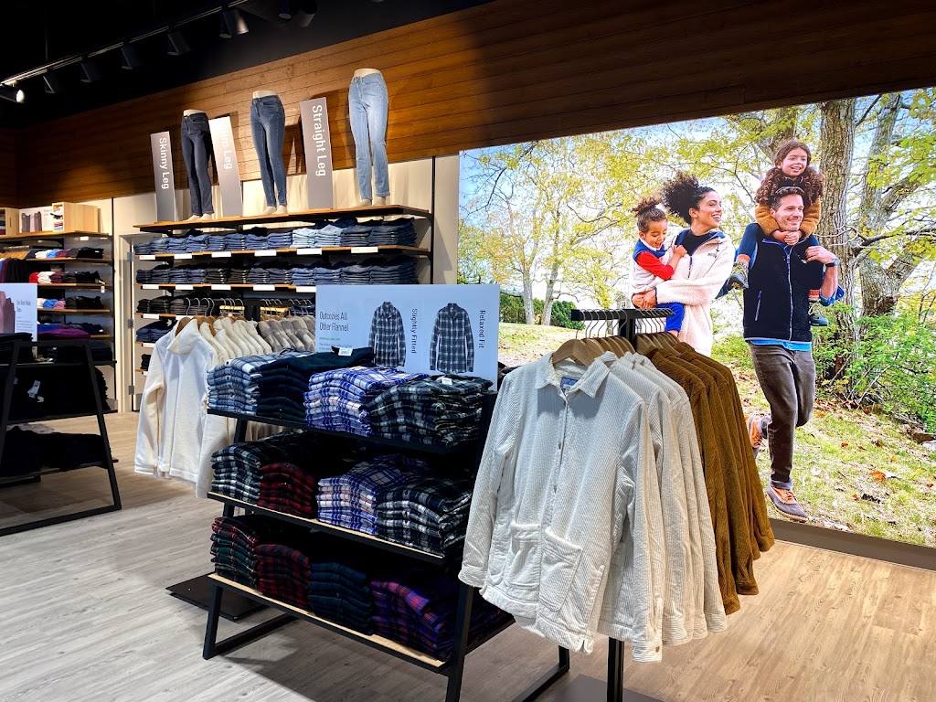 L.L.Bean | Dartmouth Crossing, 174 Hector Gate, Dartmouth, NS B3B 0C6, Canada | Phone: (902) 493-3489