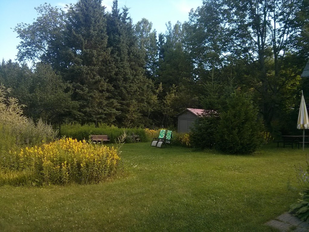 Auberge Clos Joli | 19 Rue du Clos Joli, Morin-Heights, QC J0R 1H0, Canada | Phone: (450) 226-5401