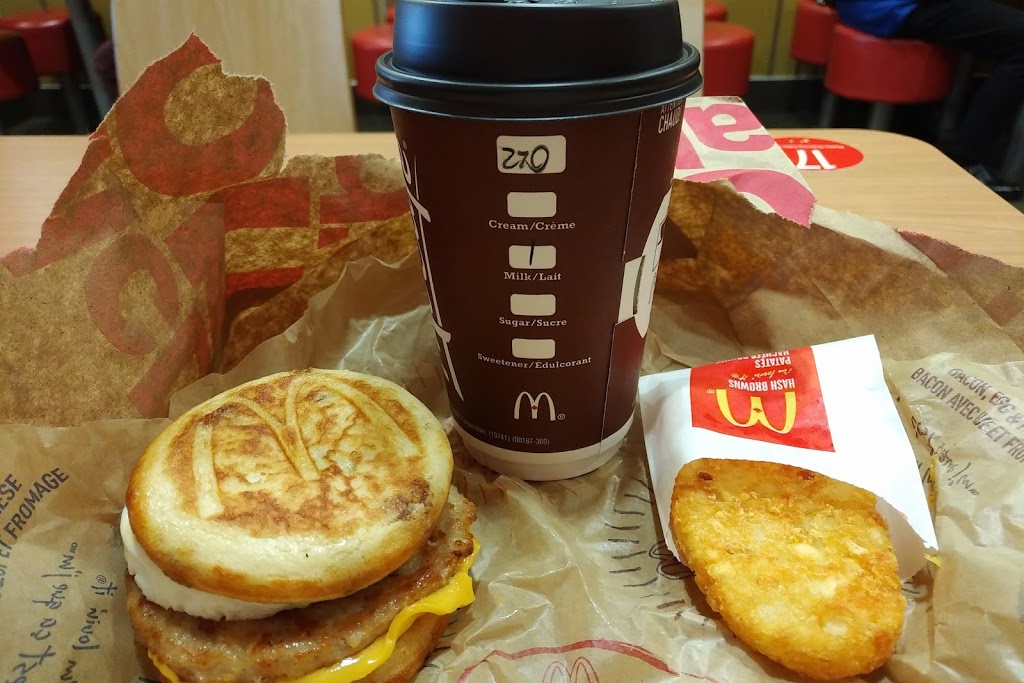 McDonalds | 1383 16th Ave, Richmond Hill, ON L4B 0E2, Canada | Phone: (905) 237-6571