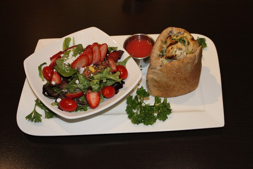 Mashu Mashu Mediterranean Grill | 387 Spadina Rd, Toronto, ON M5P 2W1, Canada | Phone: (416) 840-0848