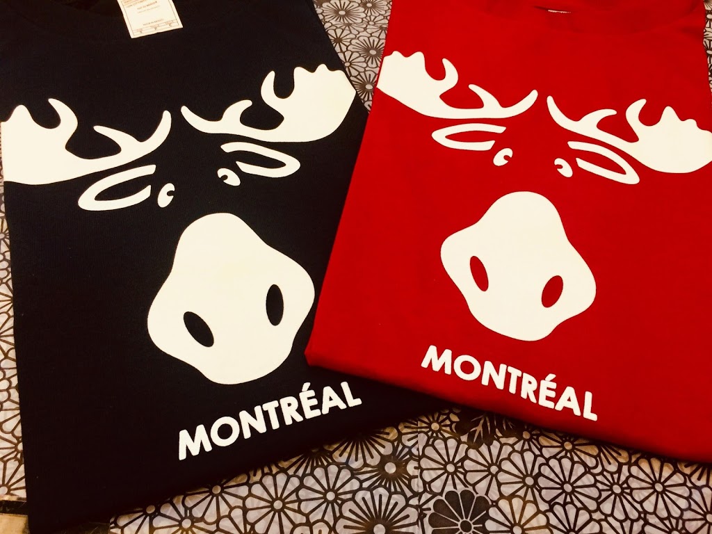 Souvenir du Québec | 344 Rue Notre-Dame Est, Montréal, QC H2Y 1C7, Canada | Phone: (514) 895-0746
