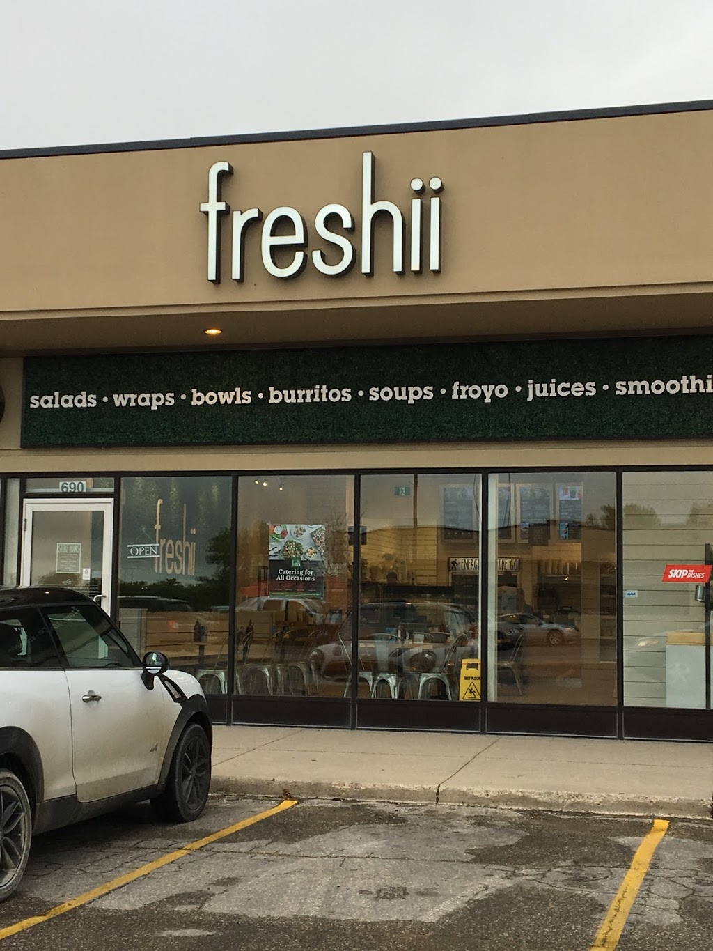 Freshii | 1615 Regent Ave W, Winnipeg, MB R2C 5C6, Canada | Phone: (204) 515-1737