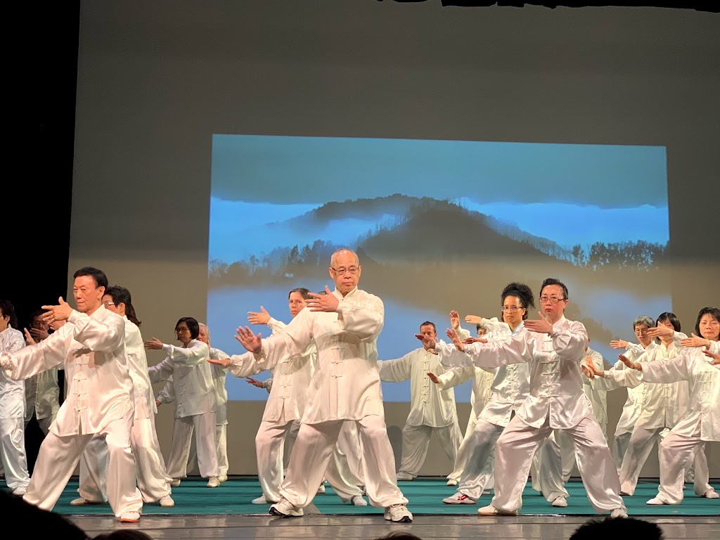 Ji Hong Wu Shu & Tai Chi College | 9148 23 Ave NW #219, Edmonton, AB T6N 1H9, Canada | Phone: (780) 424-8924