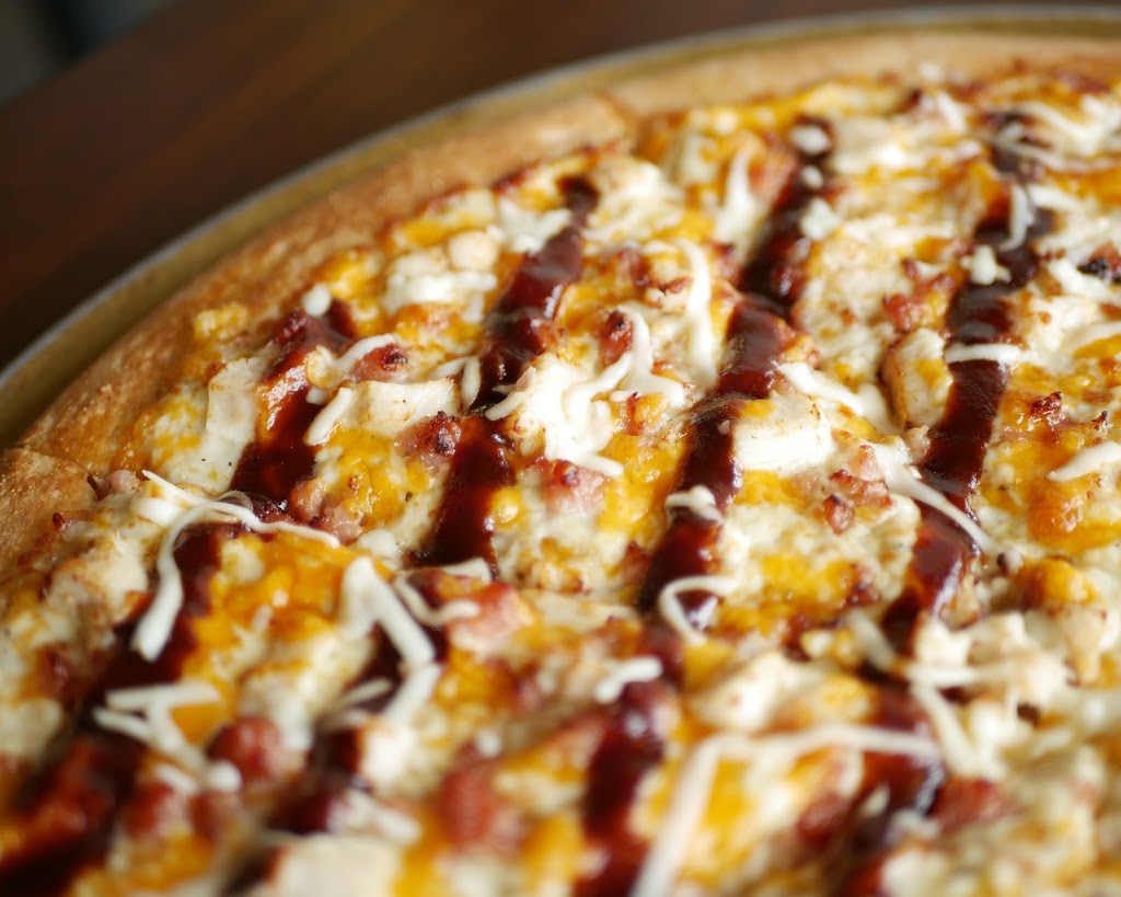 Freshslice Pizza | 32900 S Fraser Way, Abbotsford, BC V2S 5A1, Canada | Phone: (604) 746-4686