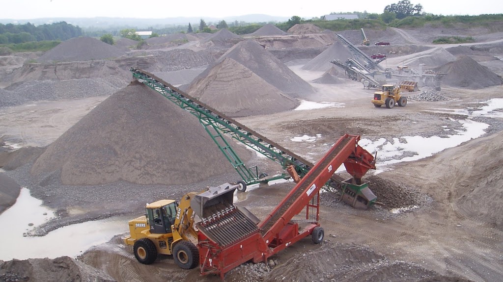 Doughty Aggregates | 1566 Youngs Point Rd, Lakefield, ON K0L 2H0, Canada | Phone: (705) 652-3016