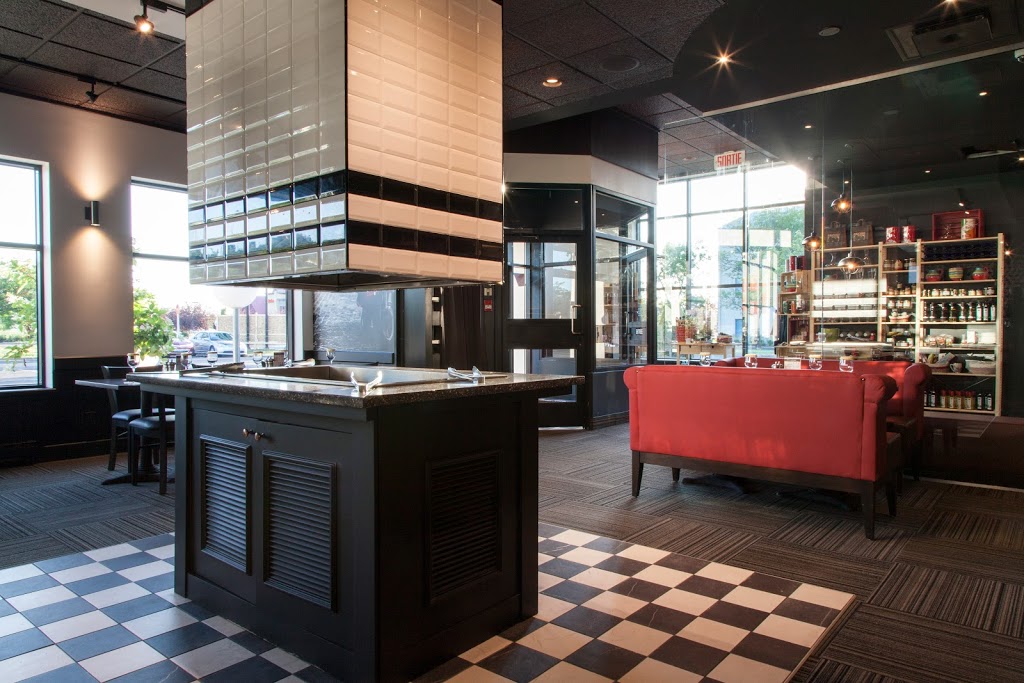 Restaurant Pacini | 2001 Rue Léonard-de-Vinci, Sainte-Julie, QC J3E 1Z2, Canada | Phone: (450) 922-5995