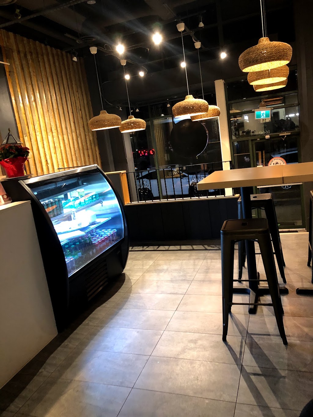 Bob Pochana Thai | 1660 Robson St, Vancouver, BC V6G 1C7, Canada | Phone: (604) 423-3274