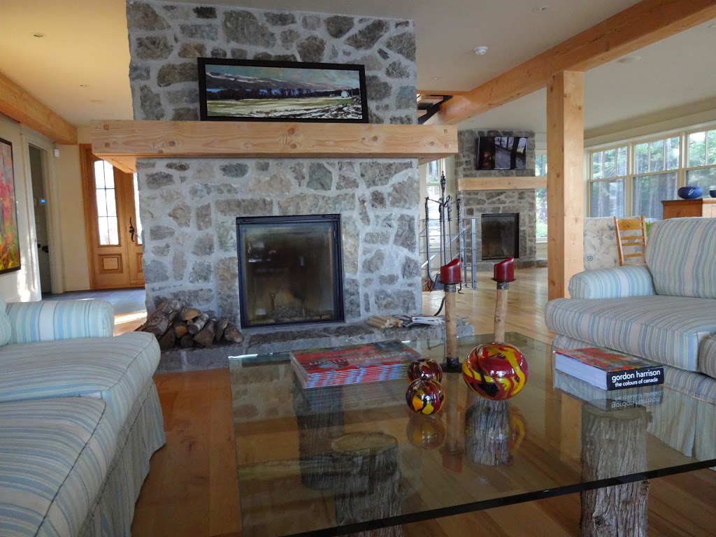 Canadian Landscape Artist Gordon Harrison B&B | 90 Ch Lac Violon, Sainte-Marguerite-du-Lac-Masson, QC J0T 1L0, Canada | Phone: (613) 746-6853