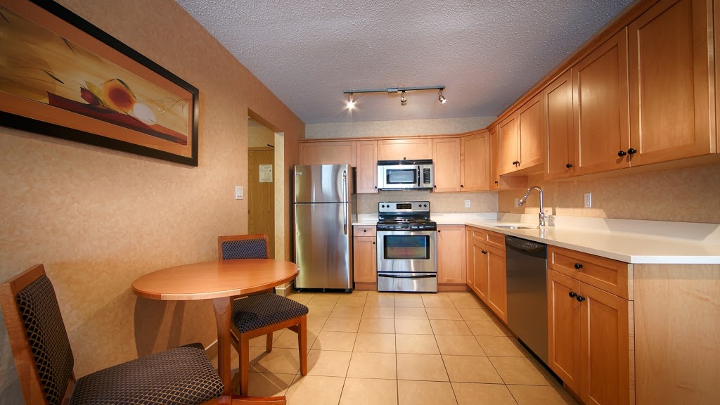 Best Western Plus Langley Inn | 5978 Glover Rd, Langley City, BC V3A 4H9, Canada | Phone: (604) 530-9311