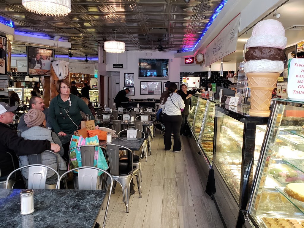 Cannoli King | 2828 E Hastings St #104, Vancouver, BC V5K 5C5, Canada | Phone: (604) 283-1115