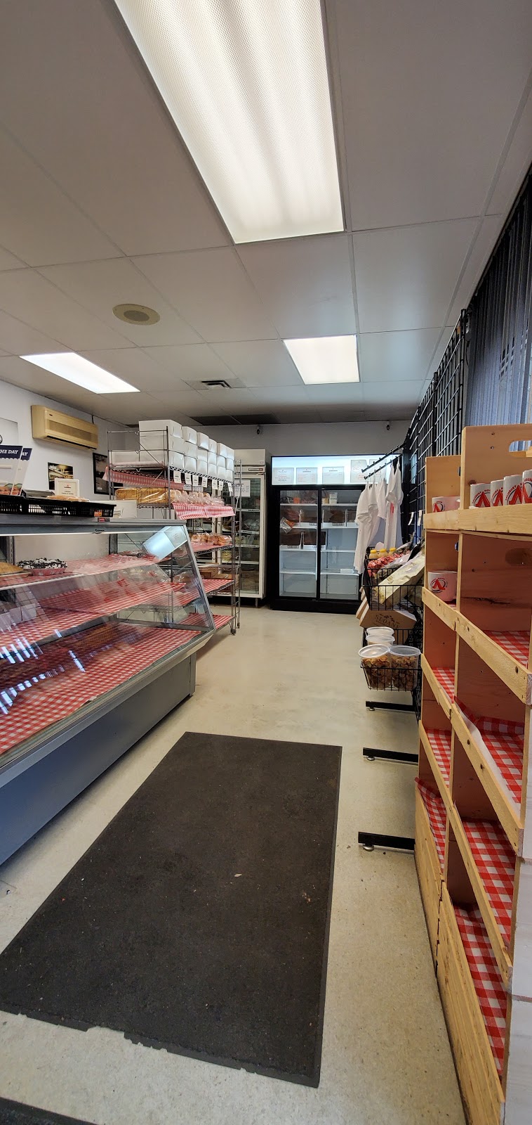Salisbury House (Commissary) | 1 Bannister Rd, Winnipeg, MB R2R 0P2, Canada | Phone: (204) 633-7955