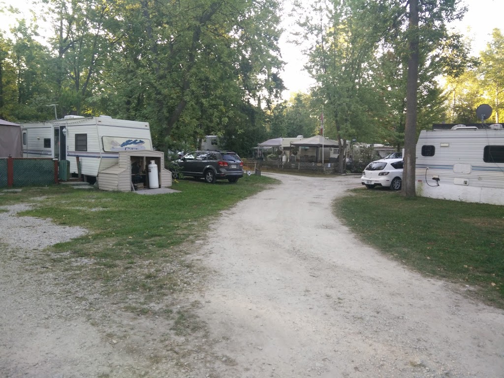 Jell-e-Bean Campground & Trailer Park | 8681 Beachwood Rd, Wasaga Beach, ON L9Z 2G5, Canada | Phone: (705) 429-5418
