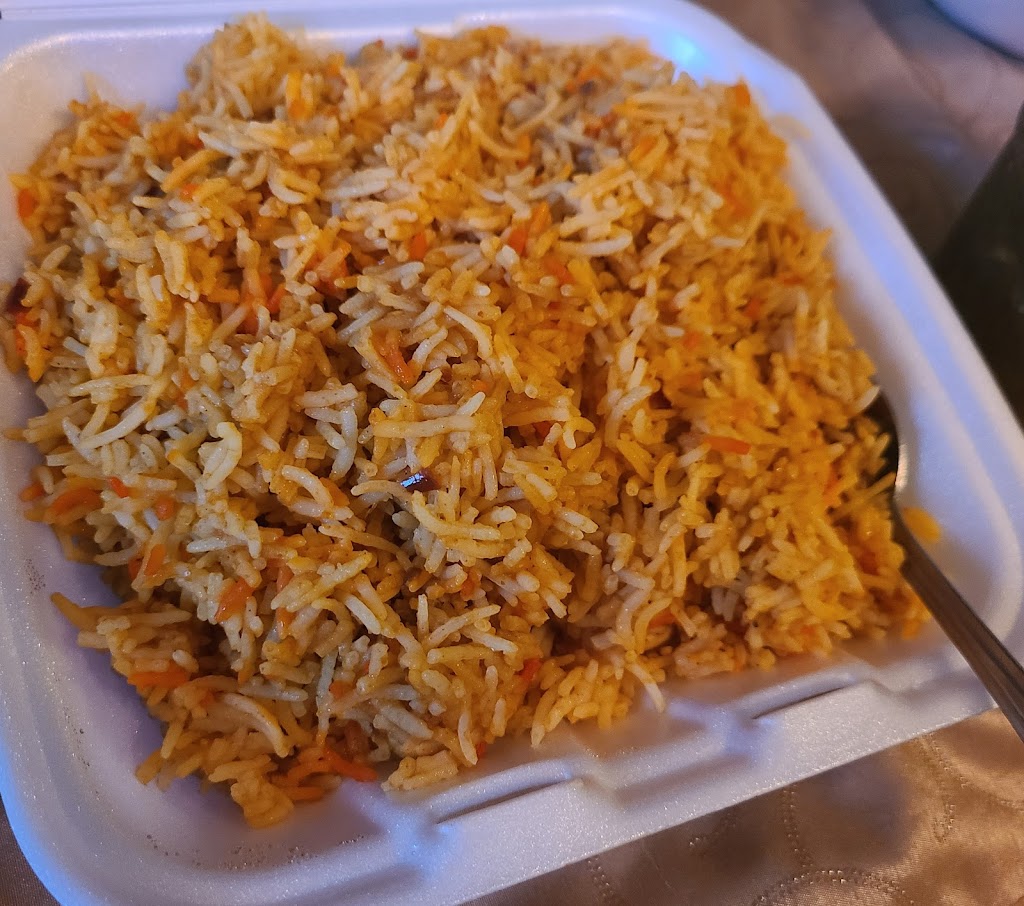 Restaurant Tandoor Plus | 1720 Rue Oxford, Saint-Laurent, QC H4L 1B6, Canada | Phone: (514) 332-2121