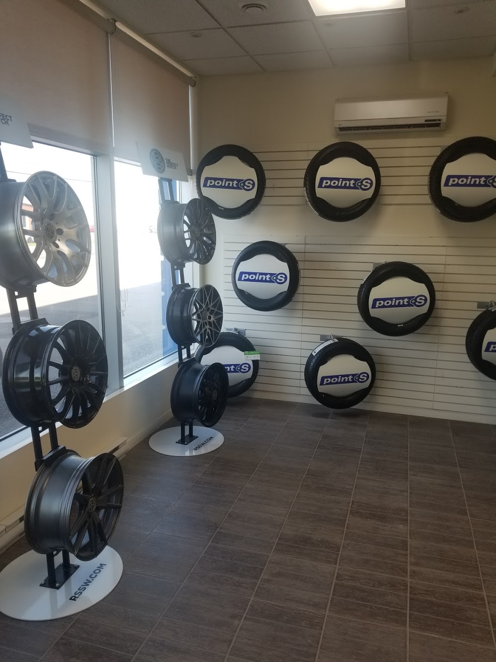 Point S - Pneus Ratté St-Marc | 248 Boulevard Bona Dussault, Saint-Marc-des-Carrières, QC G0A 4B0, Canada | Phone: (418) 268-8315