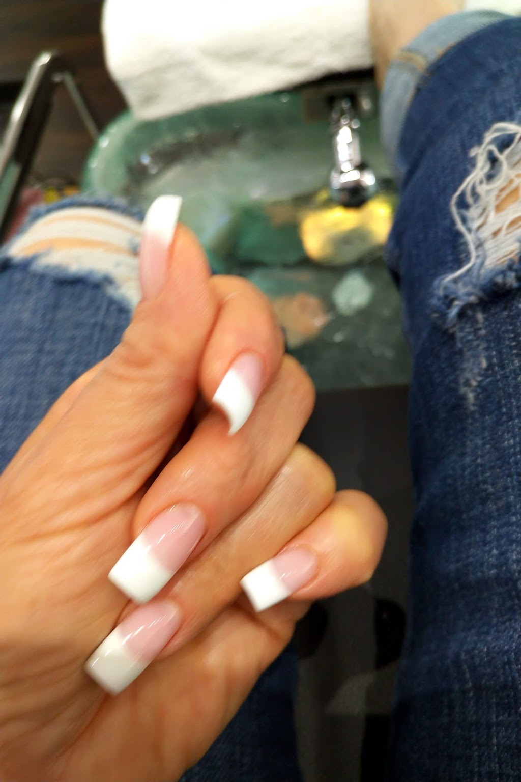Profession Nail & Spa | 2221 Queen St E, Toronto, ON M4E 1E8, Canada | Phone: (416) 694-4111