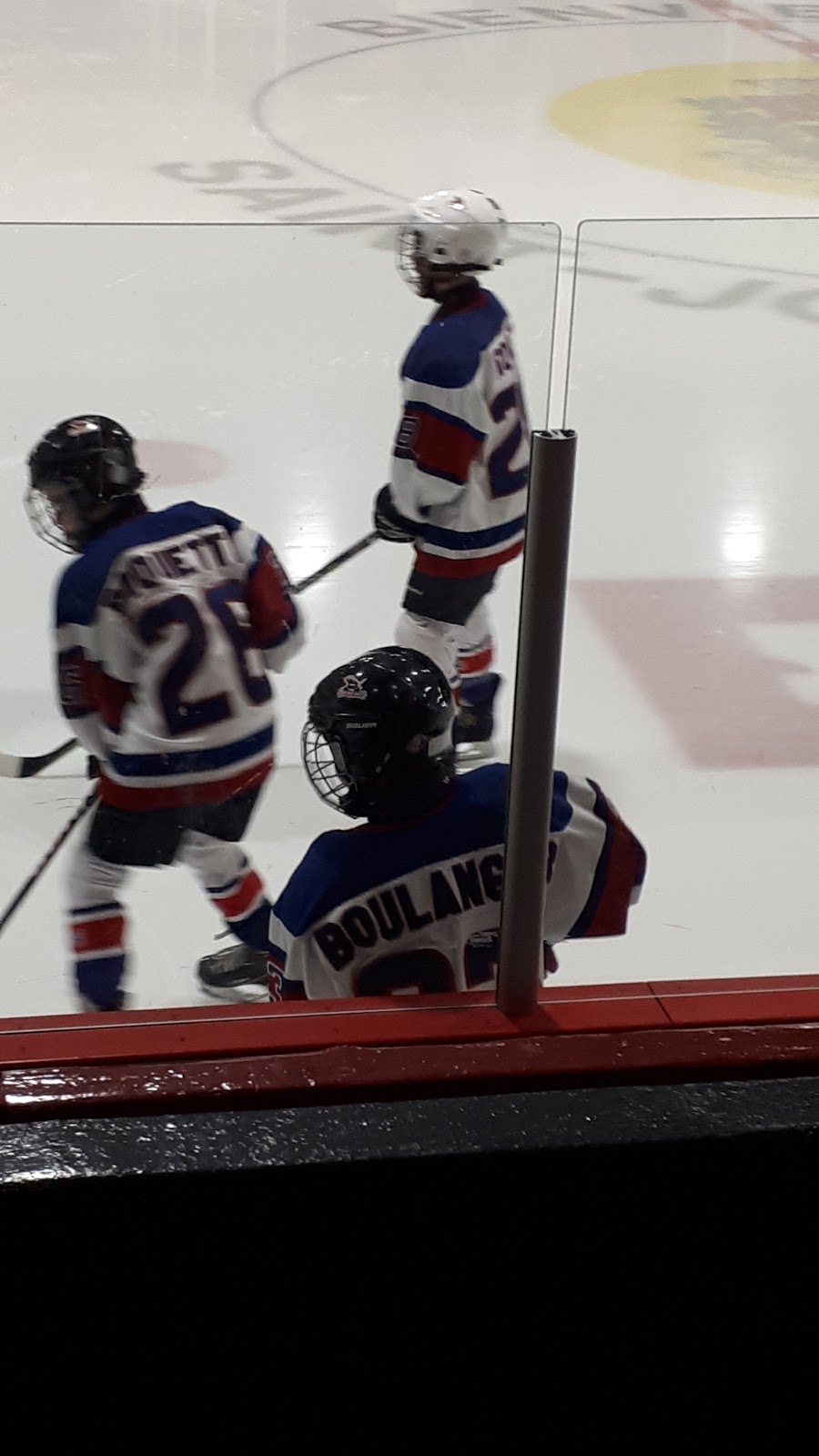 Centre Recreatif Aussant Arena | 105 Rue Saint-Joseph, Saint-Joseph-de-Sorel, QC J3R 1C9, Canada | Phone: (450) 743-3205