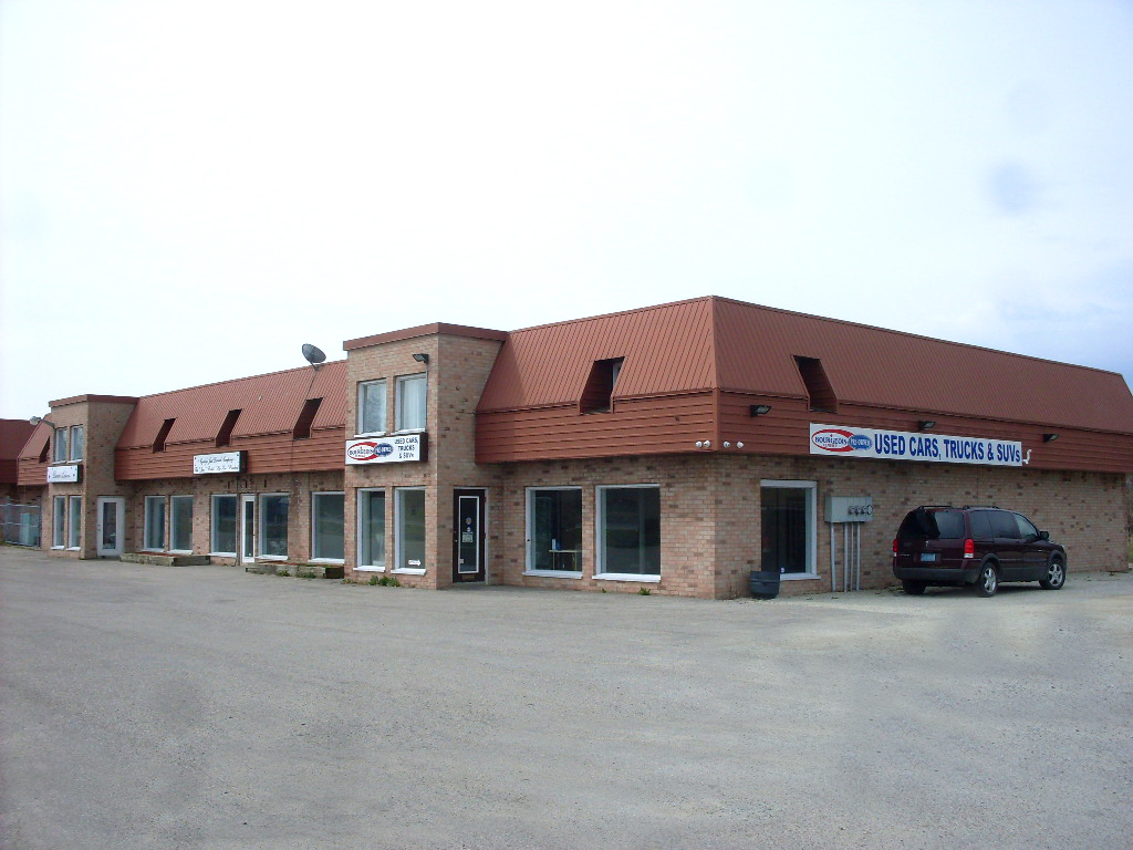 Bourgeois Elmvale | 120 Yonge St N #3, Elmvale, ON L0L 1P0, Canada | Phone: (705) 322-2278
