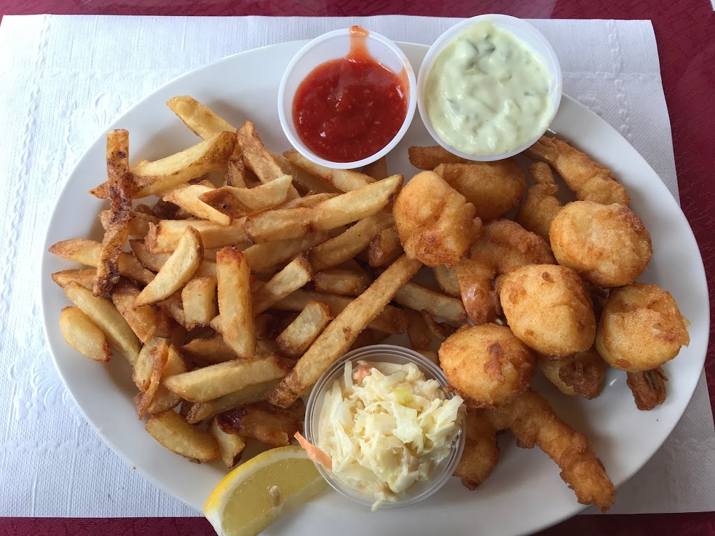 Log Cabin | 4145 NB-114, Hopewell Cape, NB E4H 3J4, Canada | Phone: (506) 734-2110