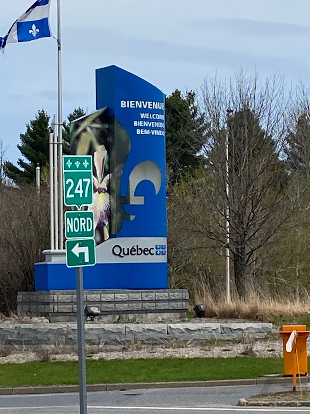 Canada Border Services Agency - Stanstead Port of Entry | 2 Highway 55, Stanstead, QC J0B 3E2, Canada | Phone: (800) 461-9999