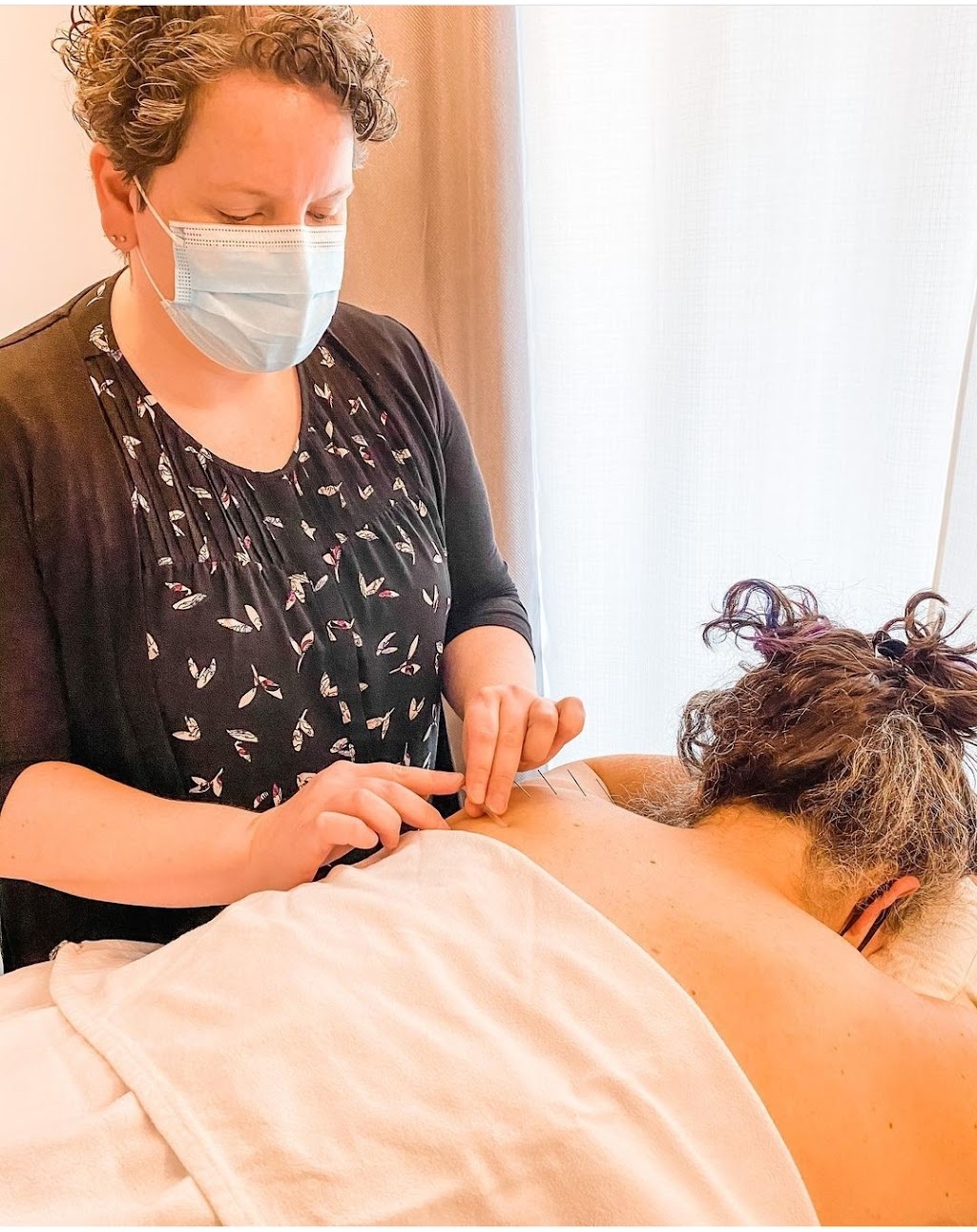 Emily Burnie Acupuncture | 973 Cole Harbour Road and, 10 Portland St, Dartmouth, NS B2V 1E8, Canada | Phone: (902) 435-9355