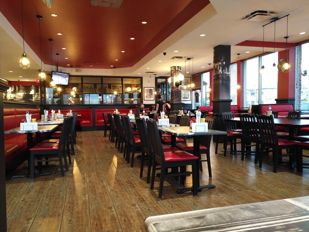 Dunns Laval - Steak Smoked Meat Burgers Pizza Poutine - Wine Co | 3800 Boulevard Saint-Martin O, Laval, QC H7T 1B2, Canada | Phone: (450) 681-1194