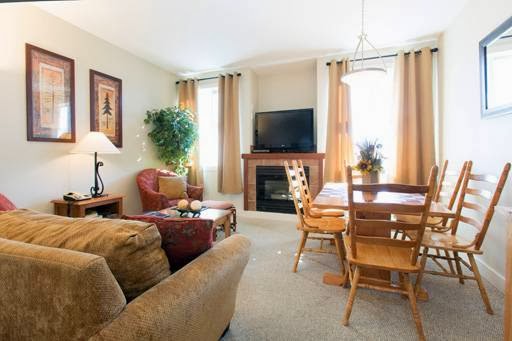Vance Creek Hotel & Conference Centre | 148 Silver Lode Ln, Vernon, BC V1B 3M1, Canada | Phone: (250) 549-5191