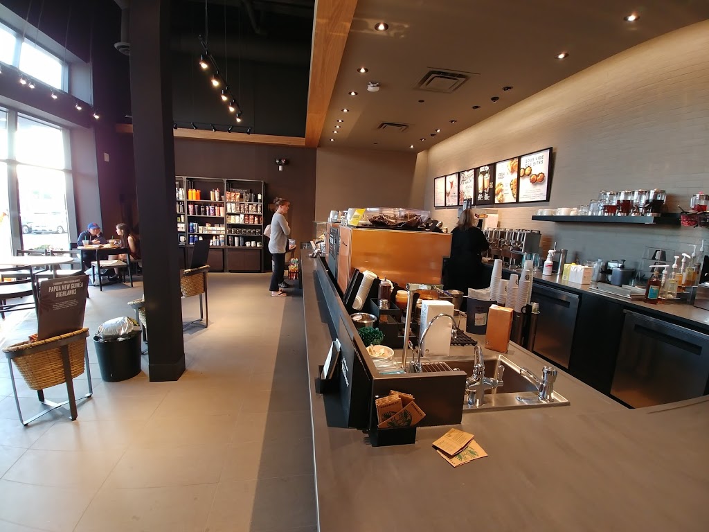 Starbucks | 777 Guelph Line m30, Burlington, ON L7R 3N2, Canada | Phone: (289) 962-4277