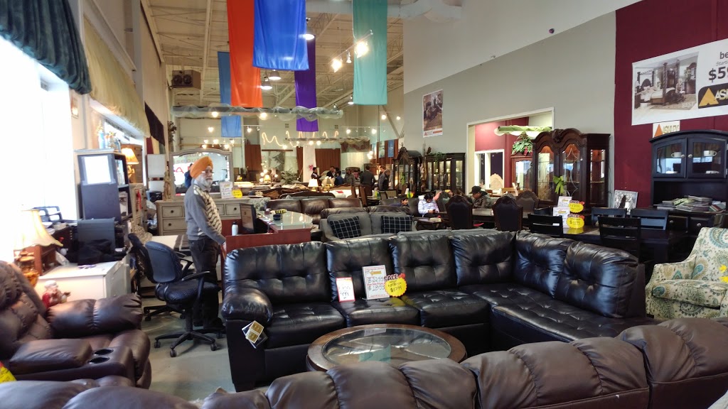 Vanaik Furniture & Mattresses | 2915 Argentia Rd, Mississauga, ON L5N 8G6, Canada | Phone: (905) 858-2667