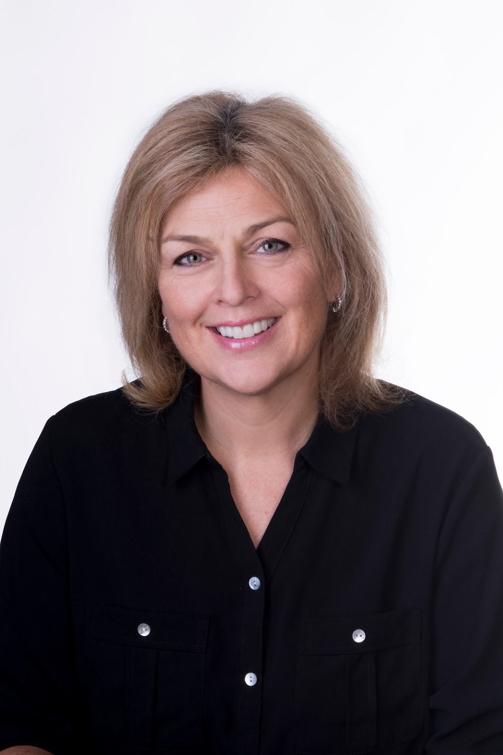 Dr Nathalie Bessette Dentiste | 270 Blvd. Samson, Laval, QC H7X 2Y9, Canada | Phone: (450) 689-3636