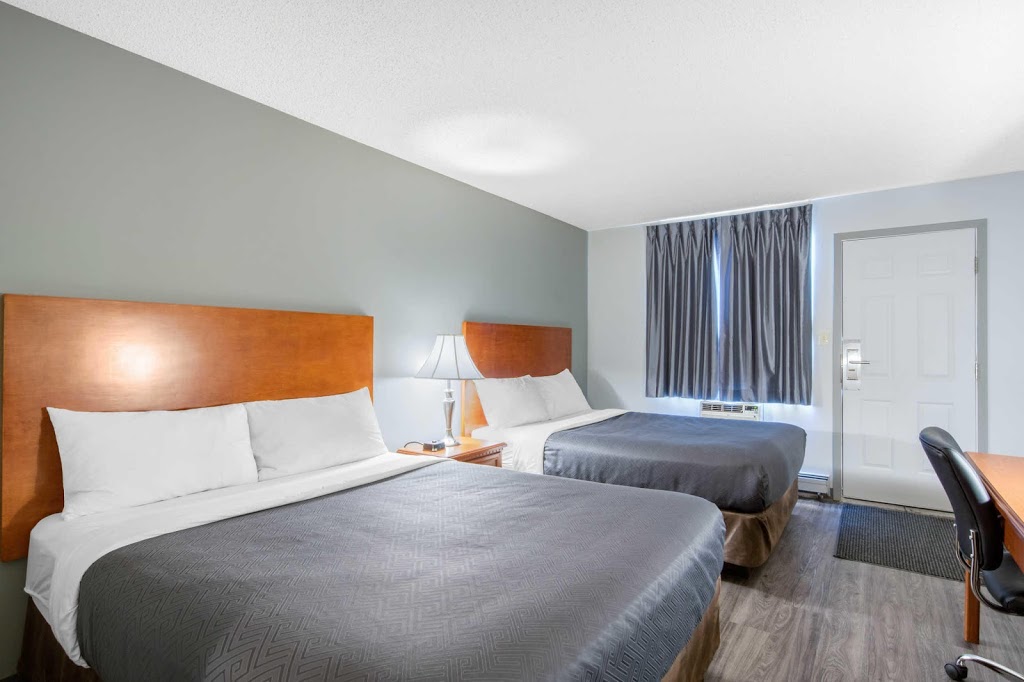 Econo Lodge | 1735 Prince of Wales Dr, Regina, SK S4Z 1A5, Canada | Phone: (306) 789-2223