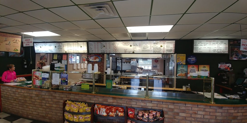 Jreck Subs | 15 Church St, Champlain, NY 12919, USA | Phone: (518) 298-7777