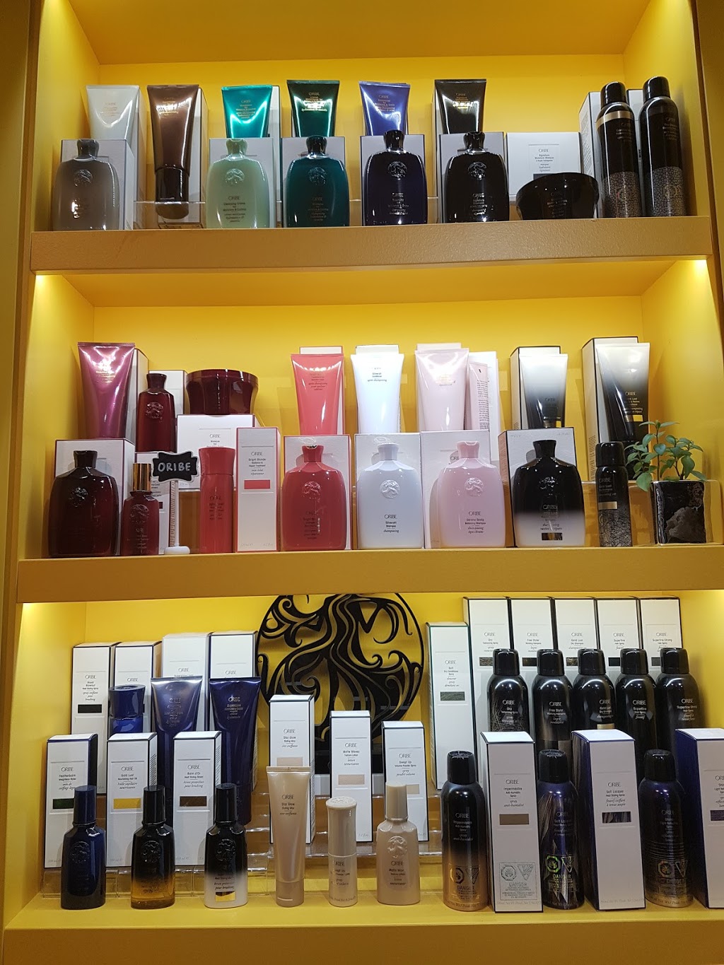 Air Plus Hair Salon | 4700 Kingsway, Burnaby, BC V5H 4M1, Canada | Phone: (604) 451-1592