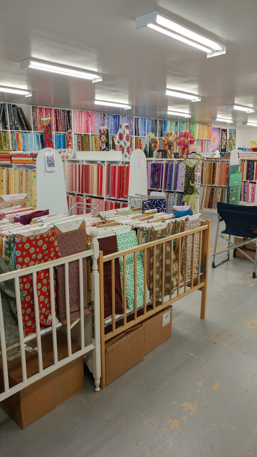Avonport Discount Centre | 12725 Nova Scotia Trunk 1, Avonport, NS B0P 1B0, Canada | Phone: (902) 542-3247