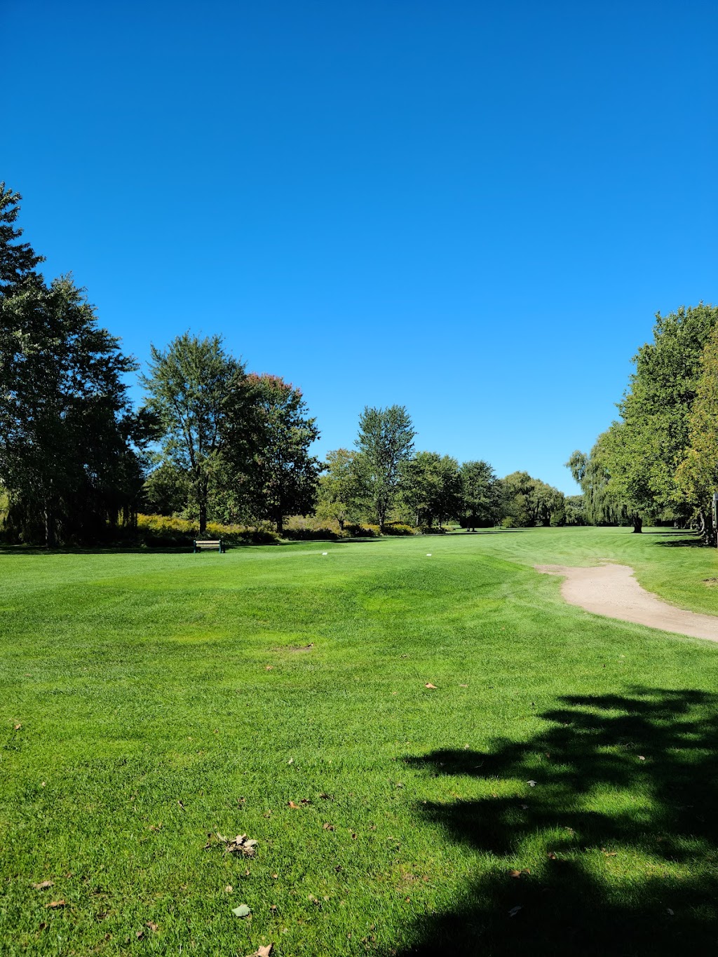 The Willows Golf & Country Club | 2124 Westchester Bourne, London, ON N6M 1H6, Canada | Phone: (519) 268-2161