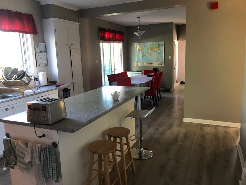 Manoir des III Soleils | 915 Rue Saint-Pierre O, Saint-Hyacinthe, QC J2T 1N9, Canada | Phone: (514) 418-4323