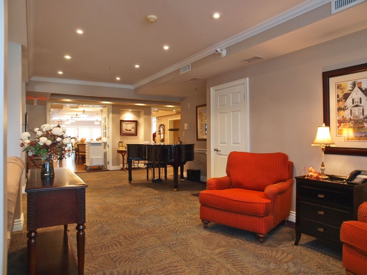 St Jacobs Place | 10 Water St, St. Jacobs, ON N0B 2N0, Canada | Phone: (519) 664-6637