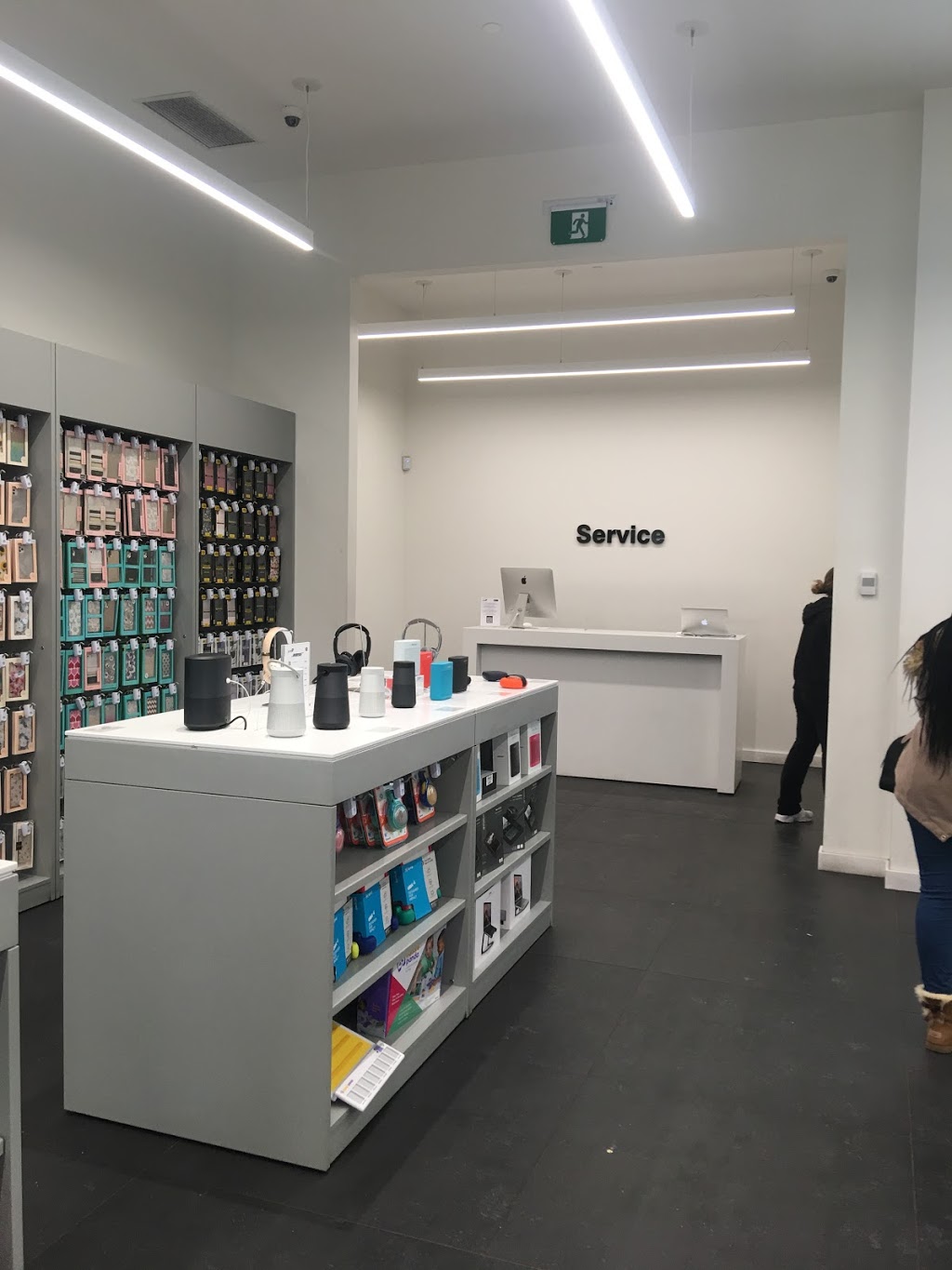 Jump+ Apple Premium Retailer (Hamilton) | 999 Upper Wentworth St, Hamilton, ON L9A 4X5, Canada | Phone: (905) 769-0332