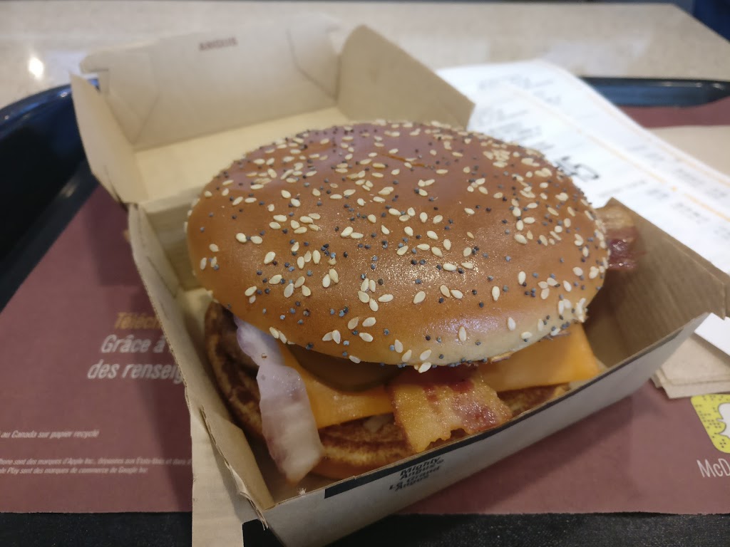 McDonalds | 7505 Grande Allée, Brossard, QC J4Z 0E3, Canada | Phone: (450) 678-9200