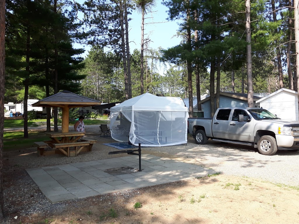 Paradis Du Camper | 1442 Chemin du Tour du Lac, Chénéville, QC J0V 1E0, Canada | Phone: (819) 428-3131