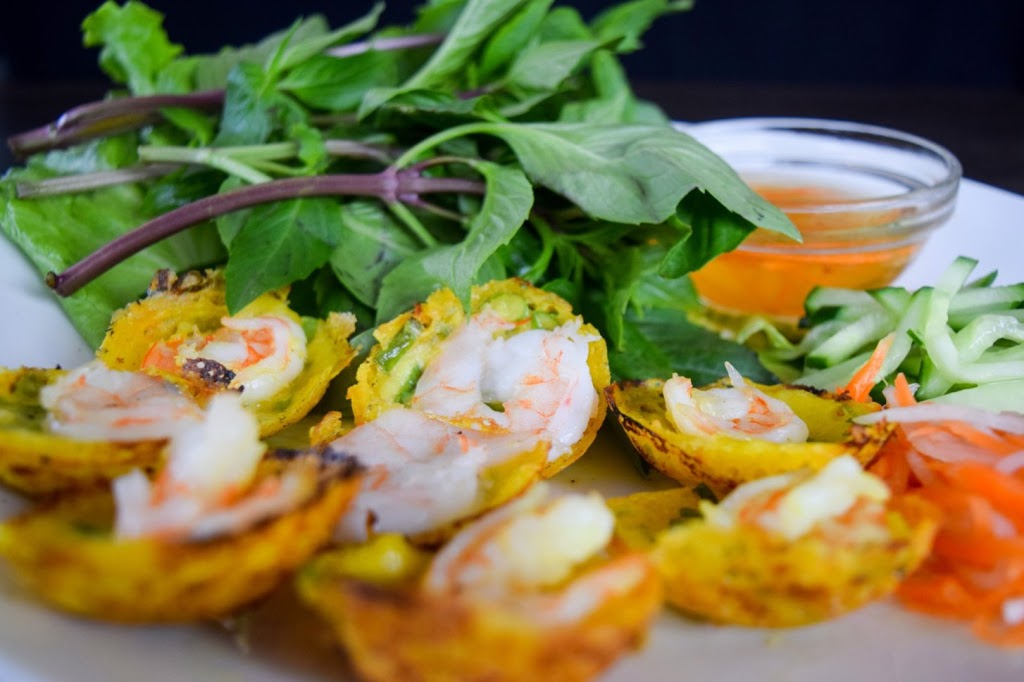 Pho Binh Minh Restaurant 2nd location | 706 Queenston Rd, Hamilton, ON L8G 1A2, Canada | Phone: (905) 661-0404